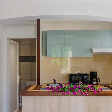 Village La Vallicella 4* Поджо-Меццана