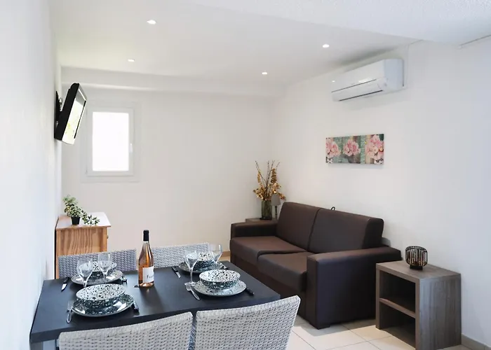 Village La Vallicella 4*