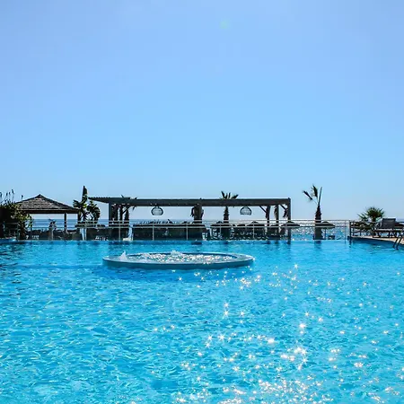 Village La Vallicella 4*